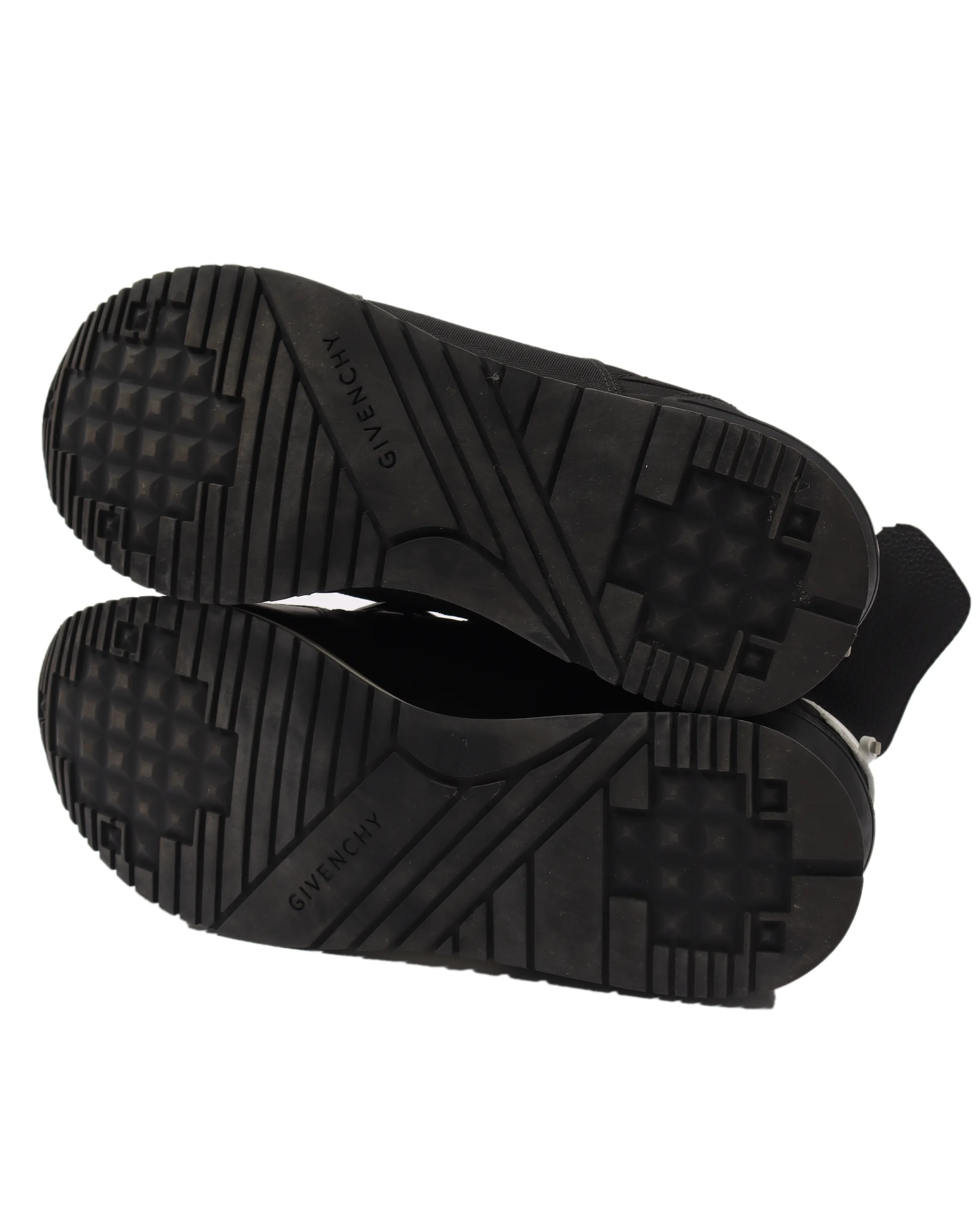 Active Runner Sneaker