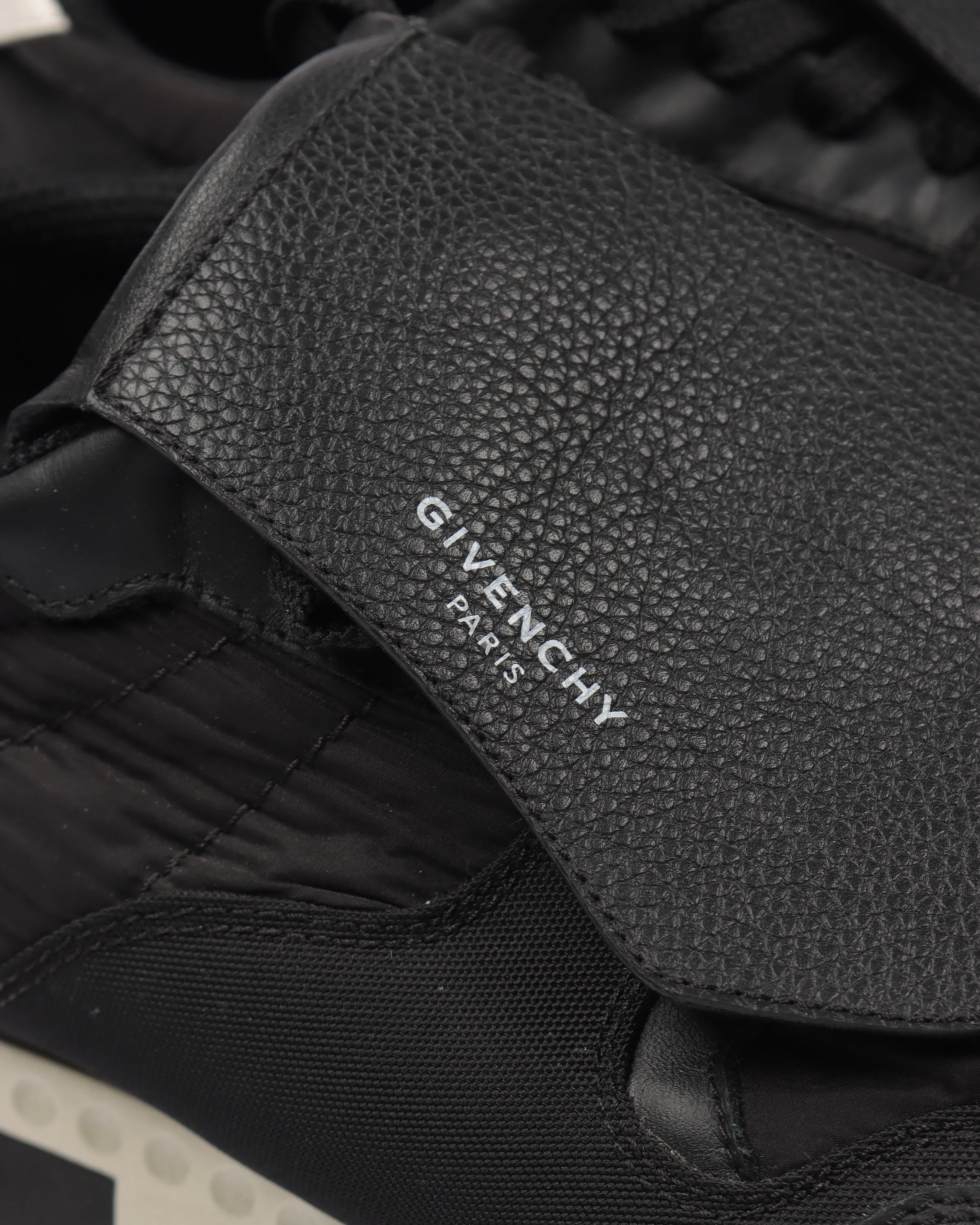 Active Runner Sneaker