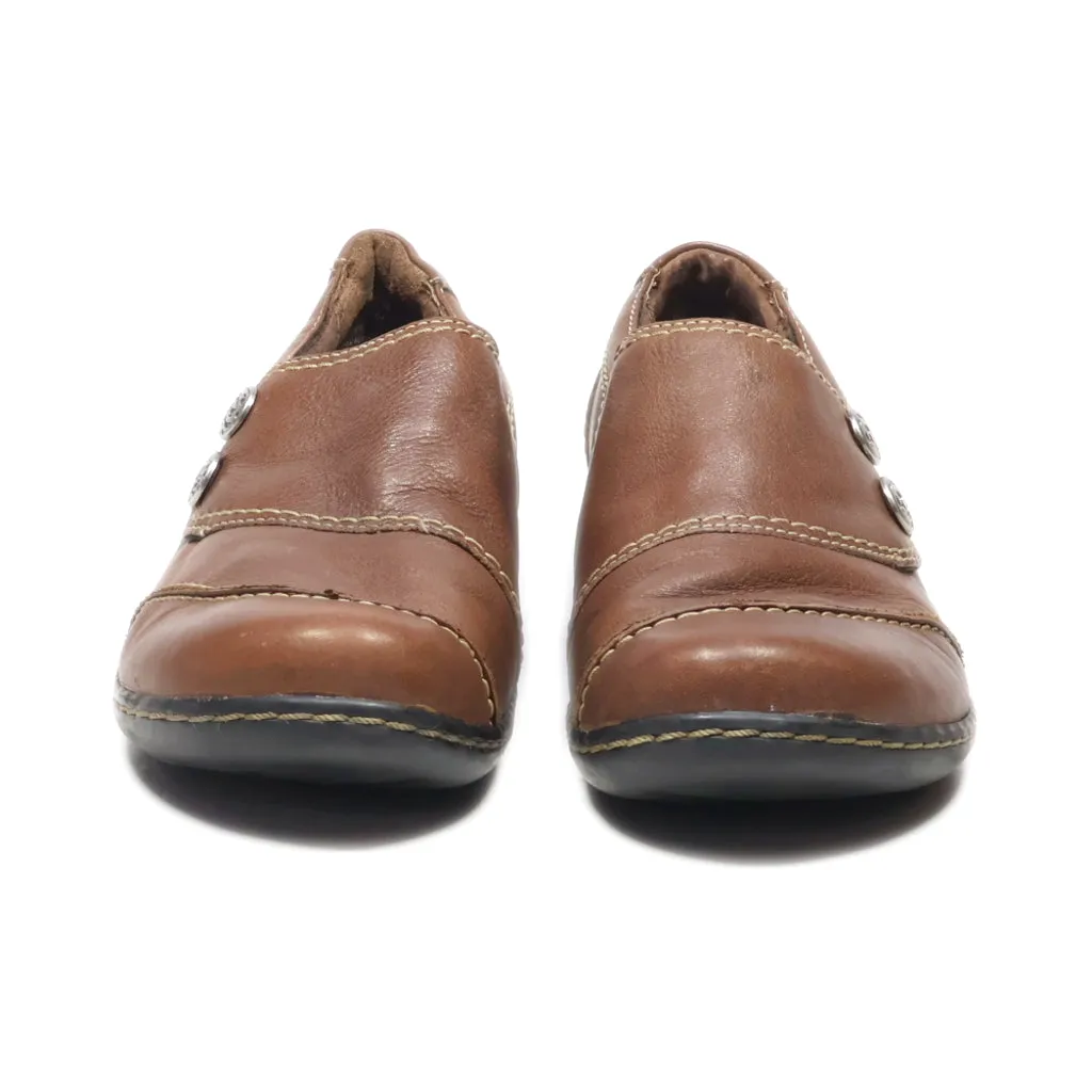 Clarks Bendables Loafers Leather Brown Colour For Women