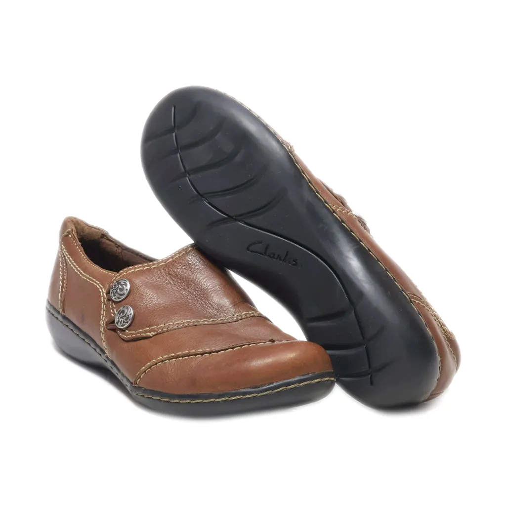 Clarks Bendables Loafers Leather Brown Colour For Women