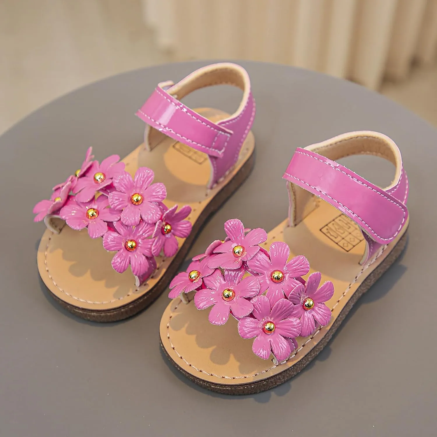 Girls Flat Sandals with Adjustable Ankle Strap Girls Shoes Comfortable Soft Bottom Open Toe Sandals Fashionable Flower Princess Casual Double Slip On Slide