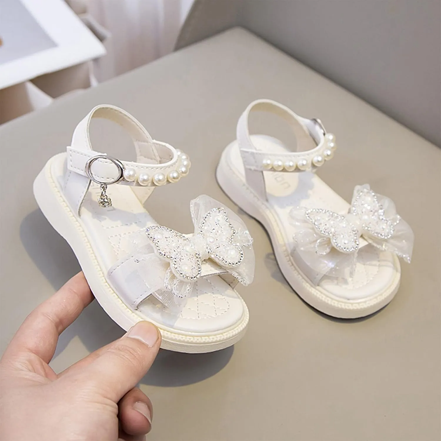 Girls Sandals Low Heels Dress Summer Crystal Bow Fashionable And Stylish Little Girl Princess Shoes For Middle And Large Children Kids Closed Toe Water Sandal