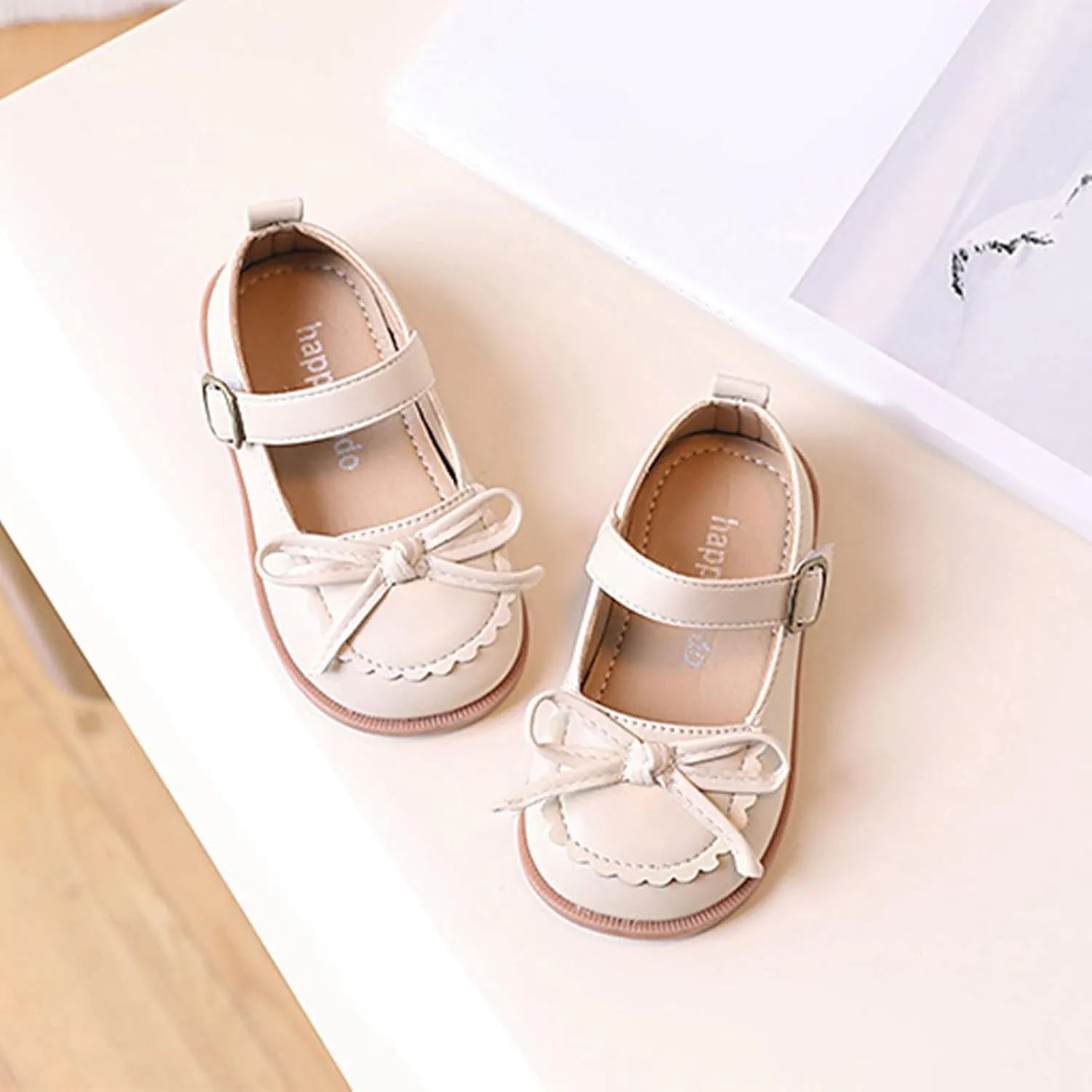 Size 12 Girls Boots Fashion Four Seasons Children Casual Shoes Girls Leather Shoes Flat Bottom Girl Costume Boot Covers