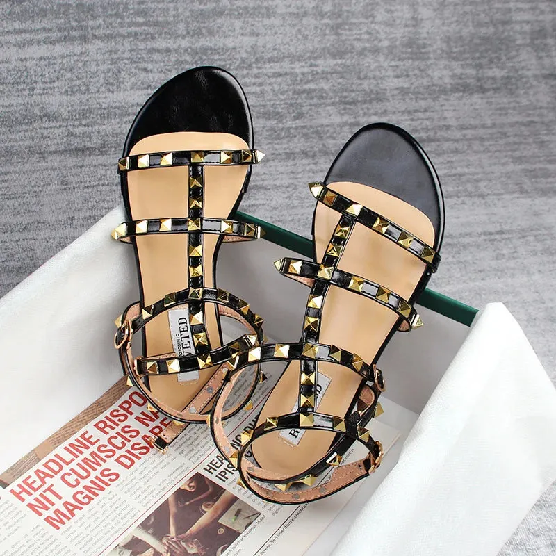 Summer Style: Women's Casual Flat Sandals with Simple Design, Rivets, and Larger Sizes for Comfortable Walking and Shopping