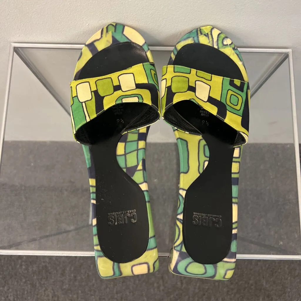 Vintage CJBIS Green Retro Print Slip On Rounded Heels 9.5