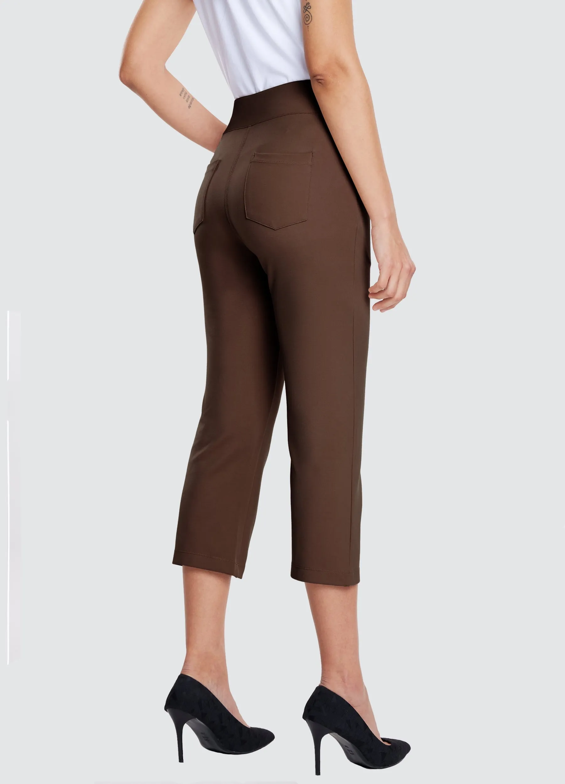 Women's Button Pull On Capris