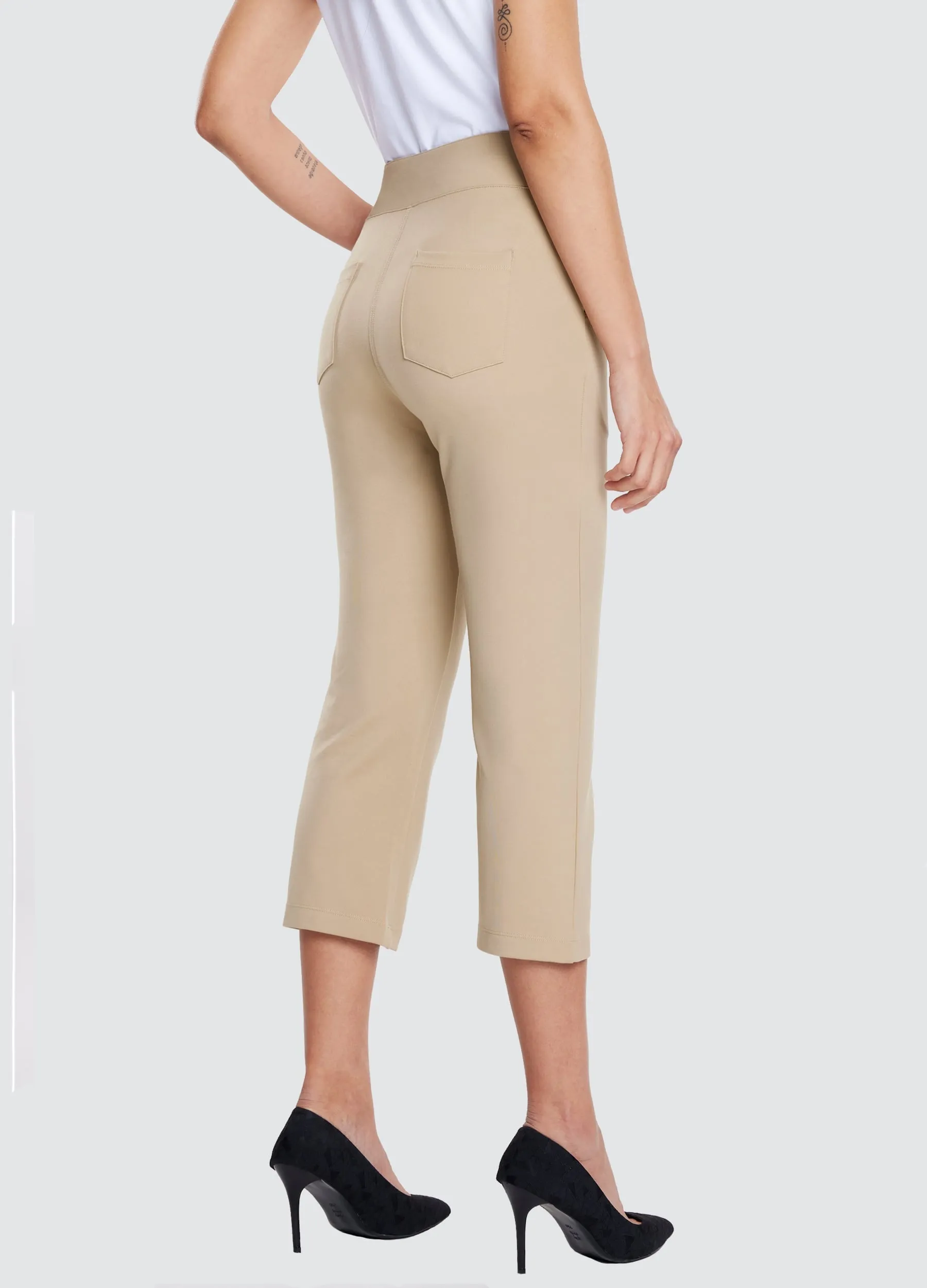 Women's Button Pull On Capris